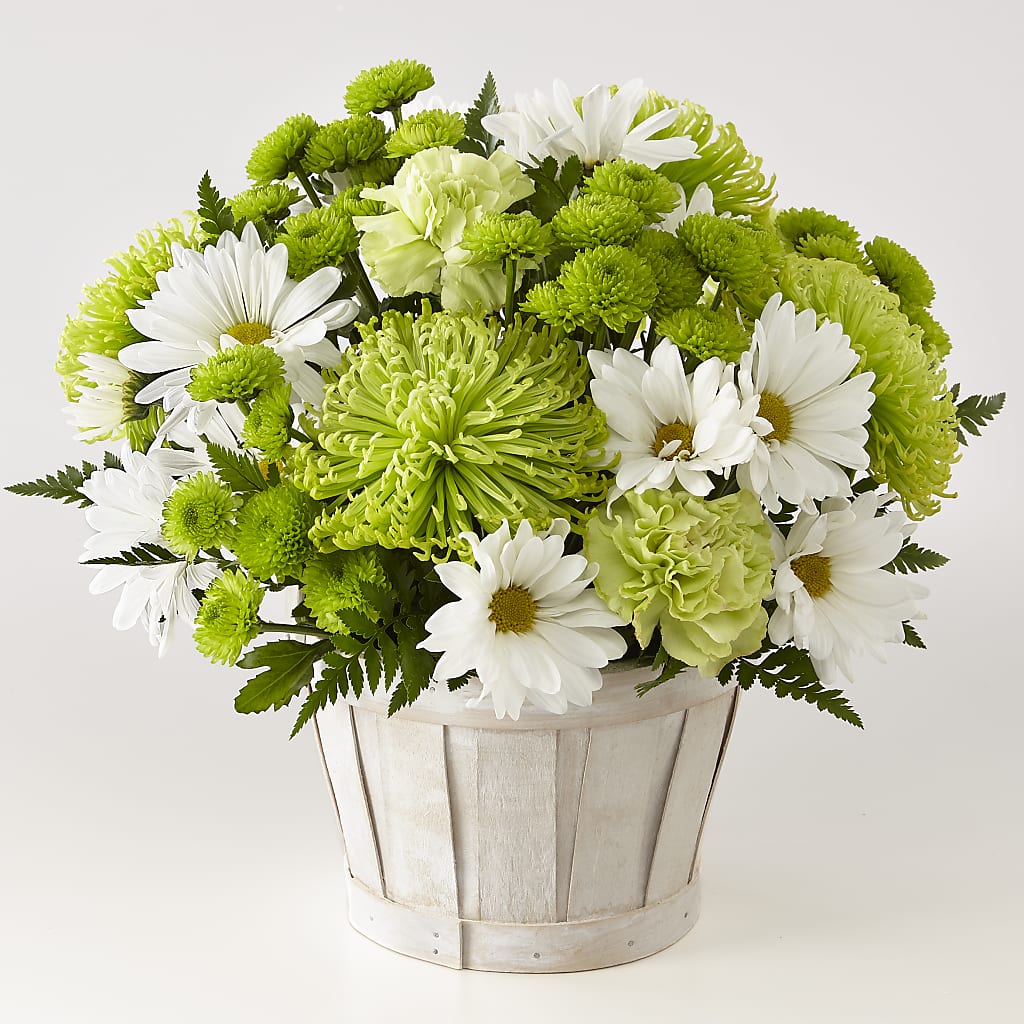 Lucky Charm Basket (Standard) – Flowersdyy, Hendersonville TN