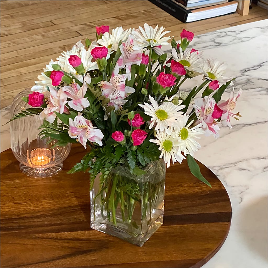 Sweet Surprises® Bouquet – FLOWERS D & Y, Hendersonville TN