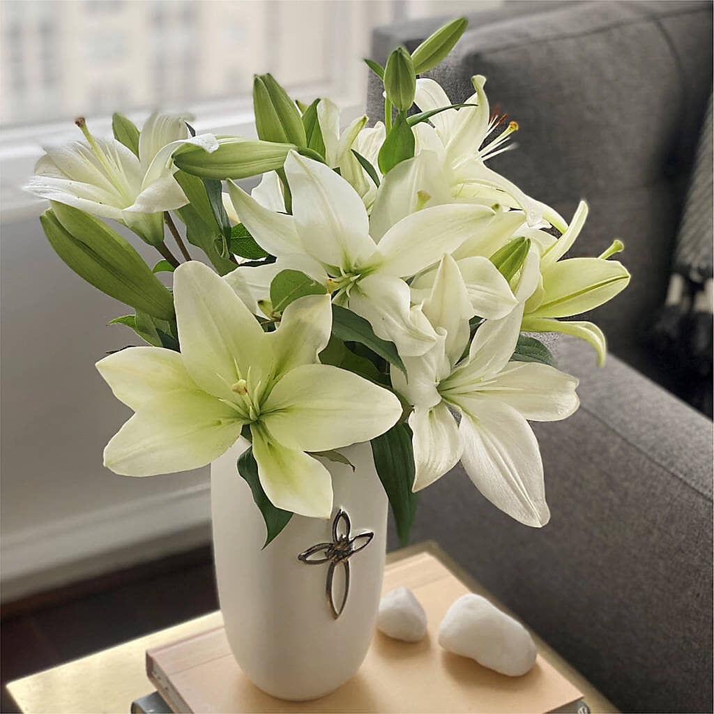 Faithful Blessings Bouquet – FLOWERS D & Y, Hendersonville TN