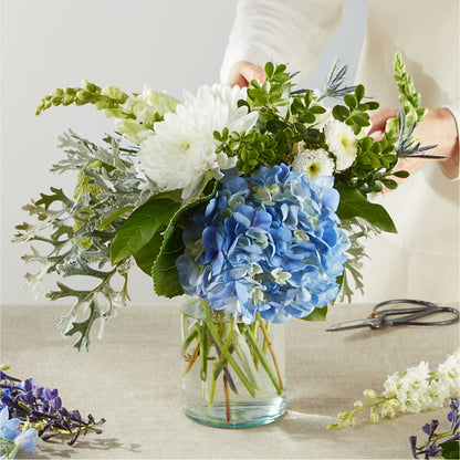 Festival of Lights – A Florist Original – FLOWERS D & Y, Hendersonville TN