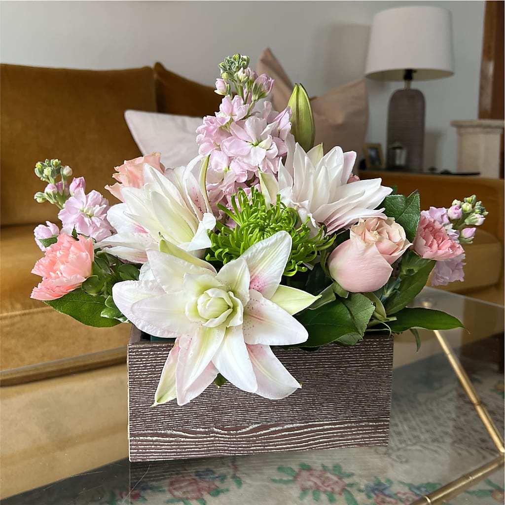 Beautiful Spirit Basket – FLOWERS D & Y, Hendersonville TN