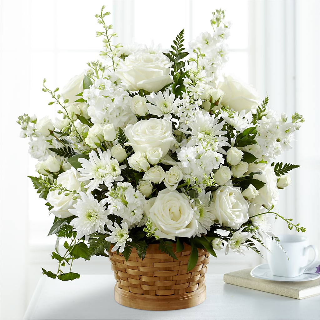 Heartfelt Condolences Arrangement – FLOWERS D & Y, Hendersonville TN